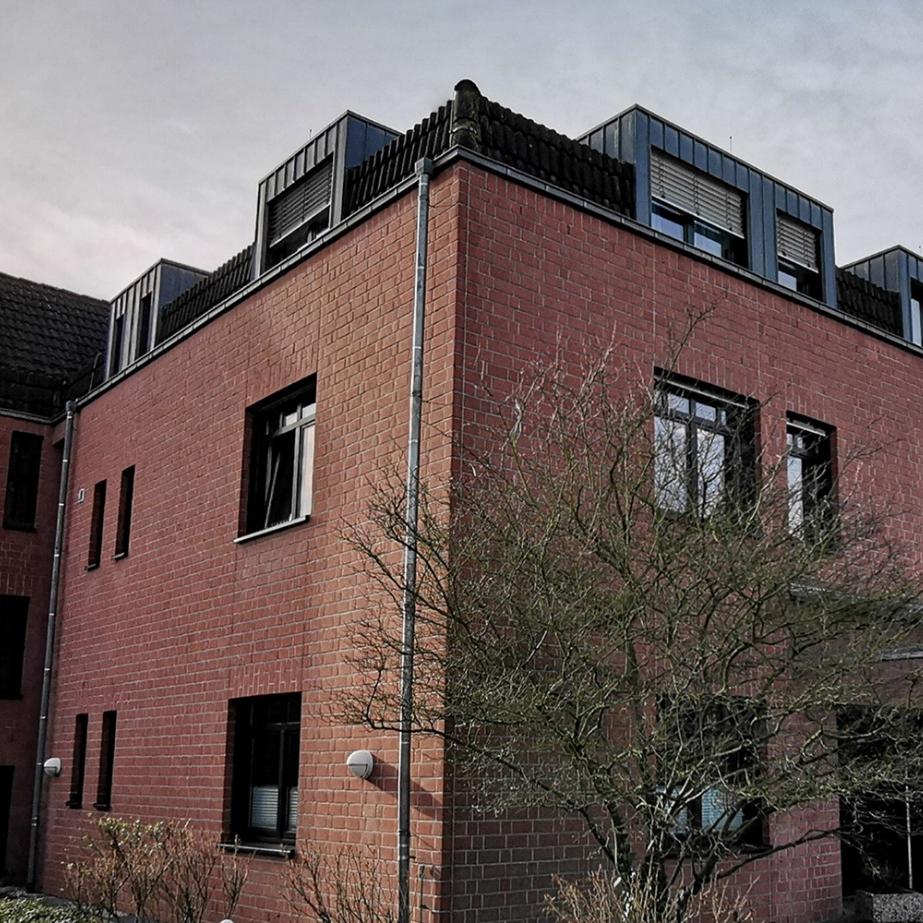 Anton-Heinen-Haus / Header