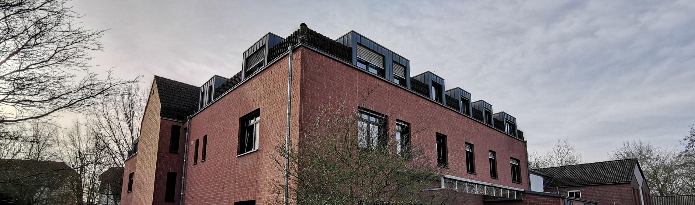 Anton-Heinen-Haus / Header