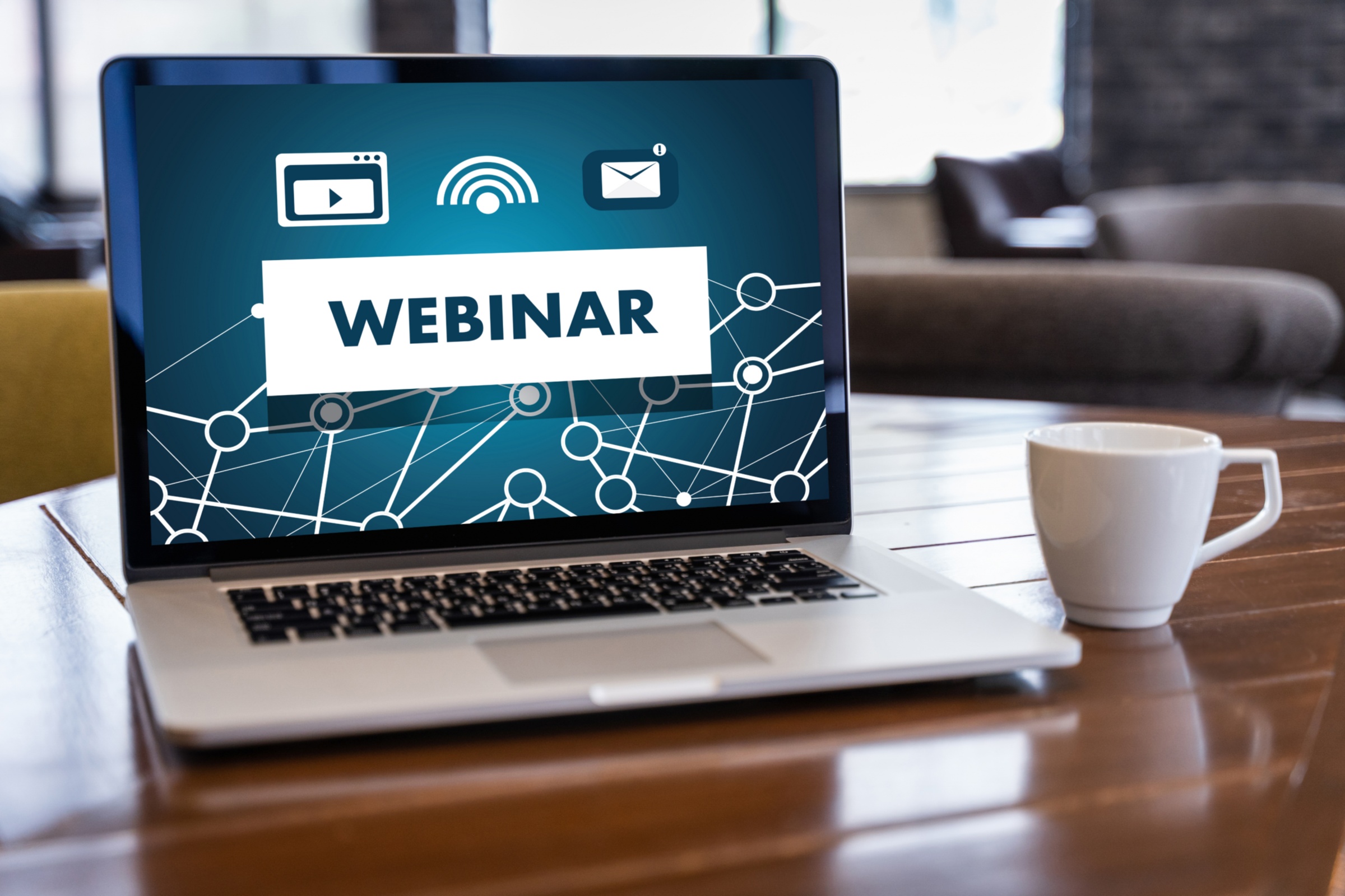 shutterstock_1199129752_Laptop_mit_Anzeige_Webinar_frei
