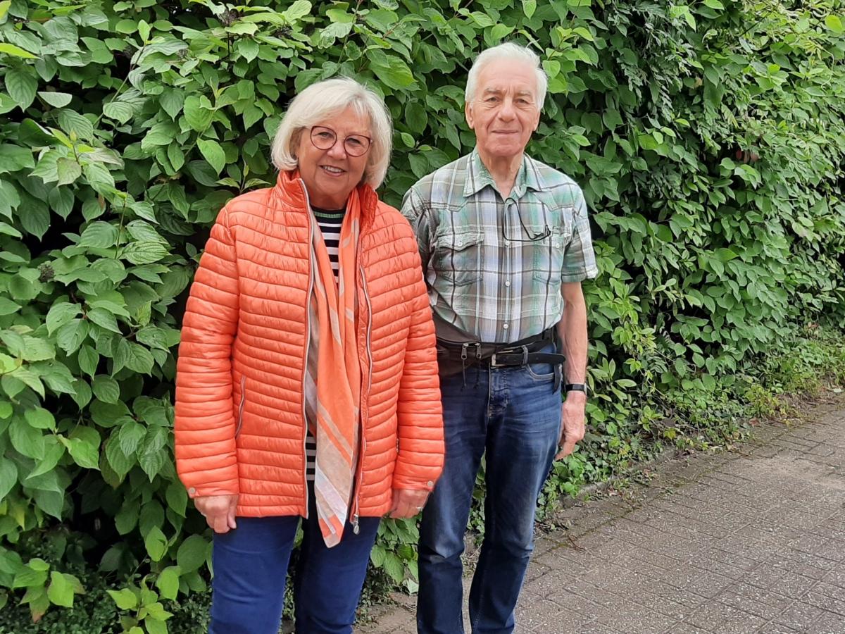 Doris Harnisch und Klaus Neugebauer vom  Flüchtlingshilfeverein Puhlheim