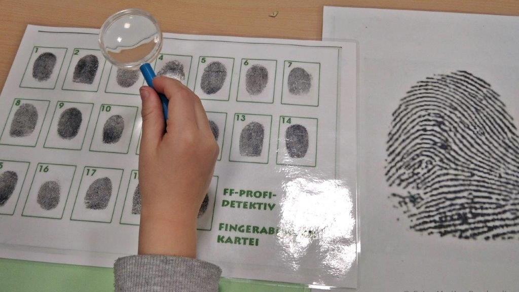 Fingerabdrücke überführen oft den Täter.