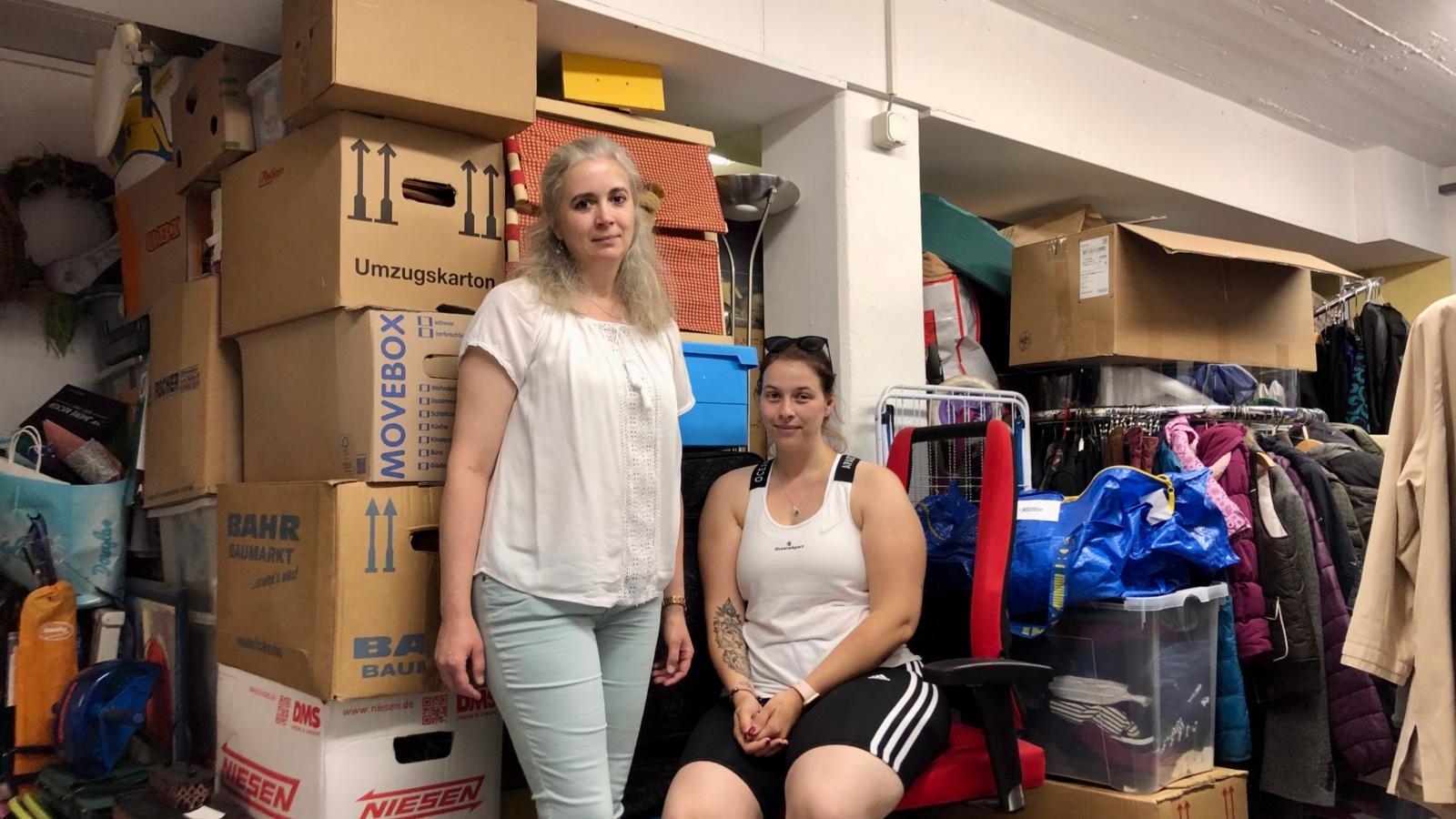 Das team Malteserjugend Kerpen-Sindorf, das zum 'Needful-Things-Market' einlädt.