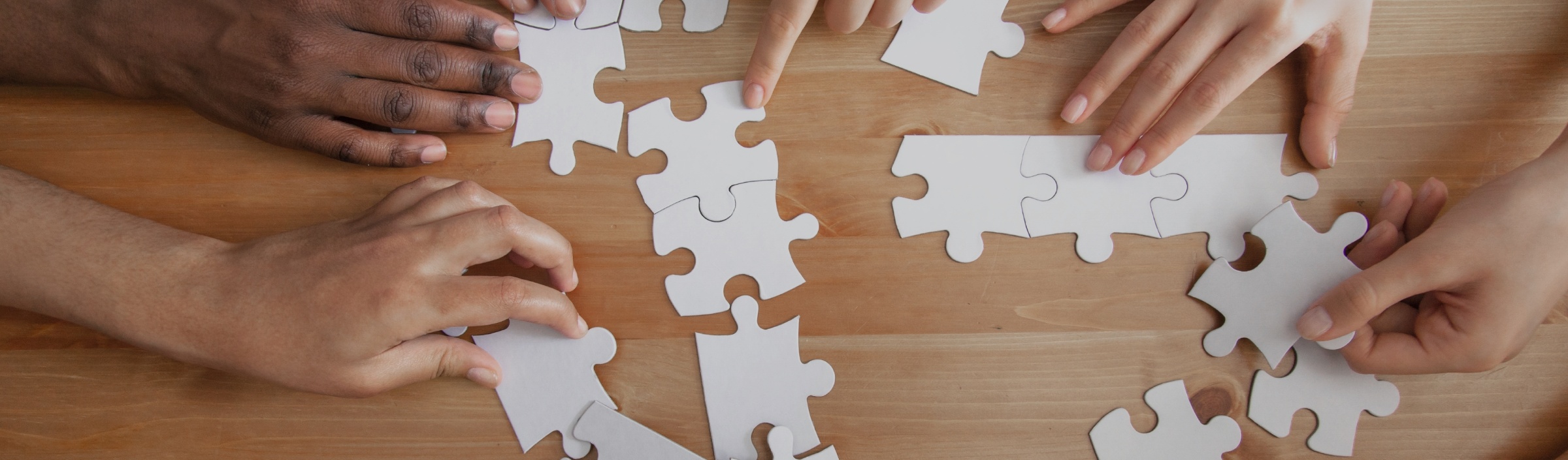 Kooperation: gemeinsam ein Puzzle legen - gemeinsam ein Problem lösen