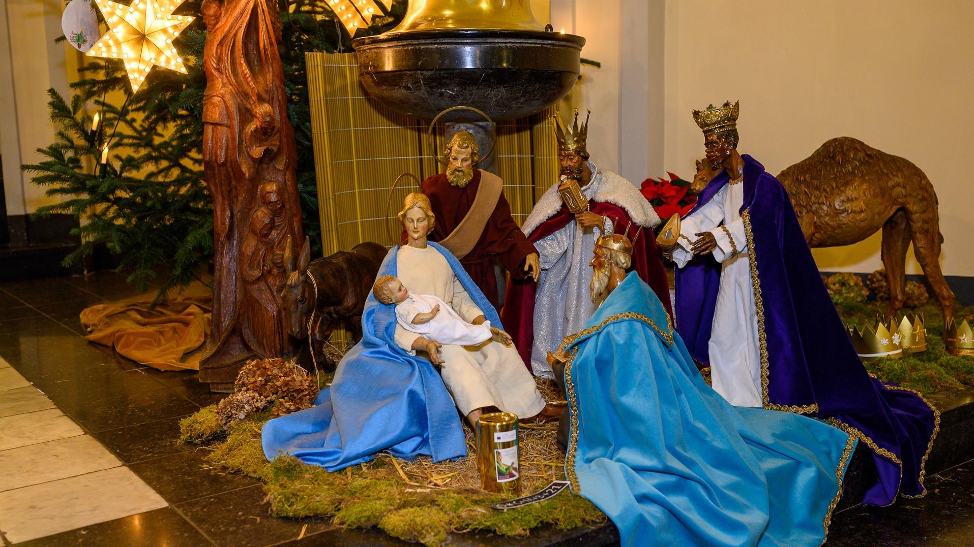 21-12-19 Fortuna Krippe aus 2020 NAH