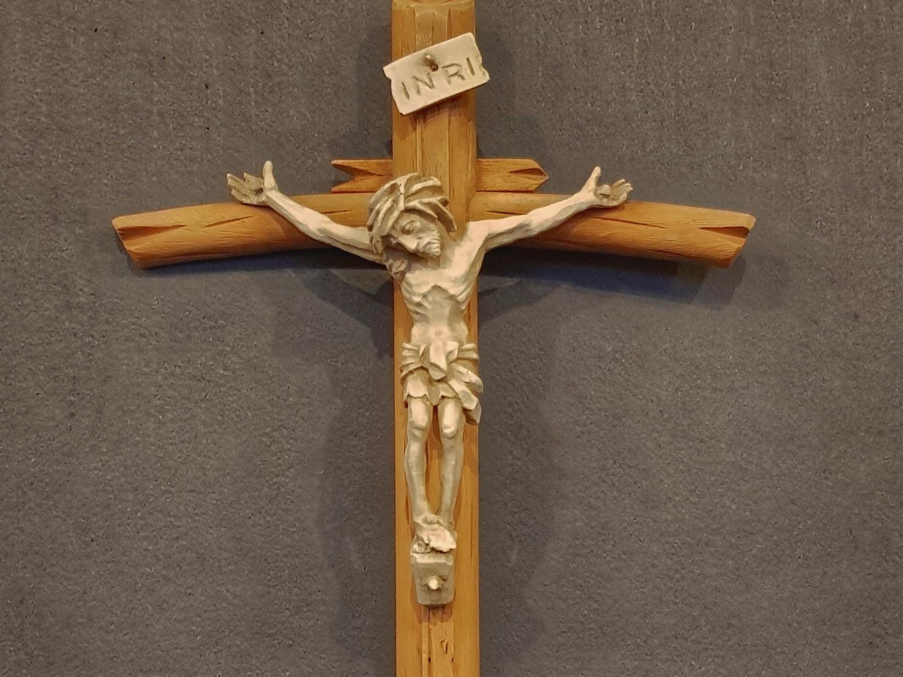 15a Wandkreuz Ahrenberg Li