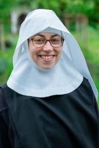 Sr. Maria Hlupic (c) Benediktinerinnen Köln (c) Benediktinerinnen Köln: Sr. Maria Hlupic Sr. Maria Hlupic (c) Benediktinerinnen Köln
