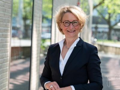 20.05.2026_Aposteln Aula_Rechte-Annett Polster