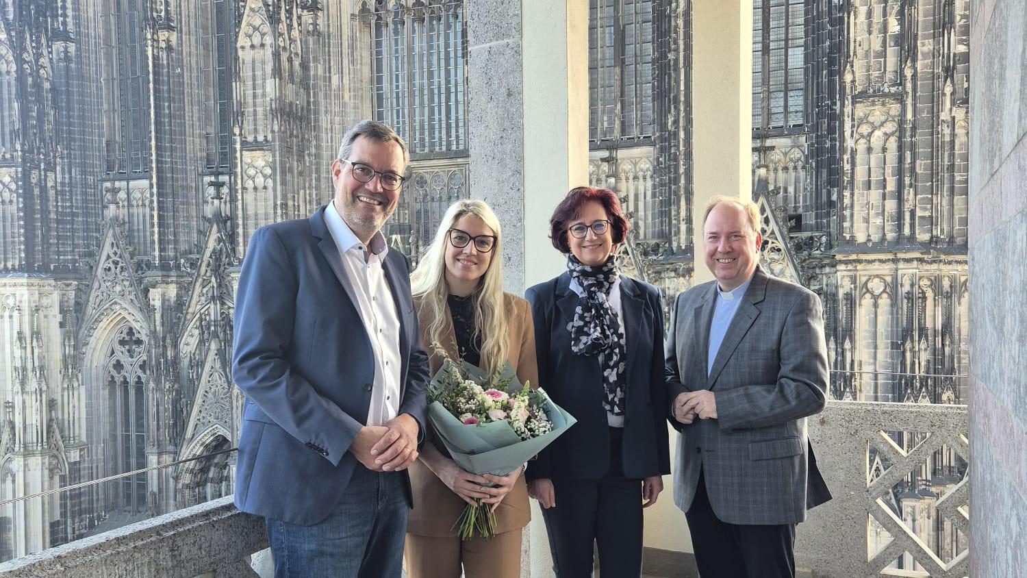 Stefan von der Bank, Carolin Hostert-Hack, Birgit Holtfort, Msgr. Robert Kleine v.l.