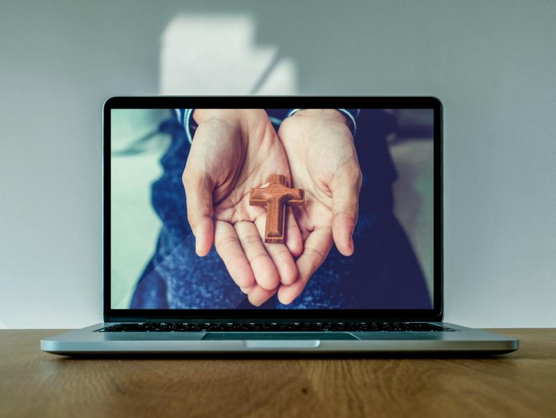 Laptop mit religiösem Motiv