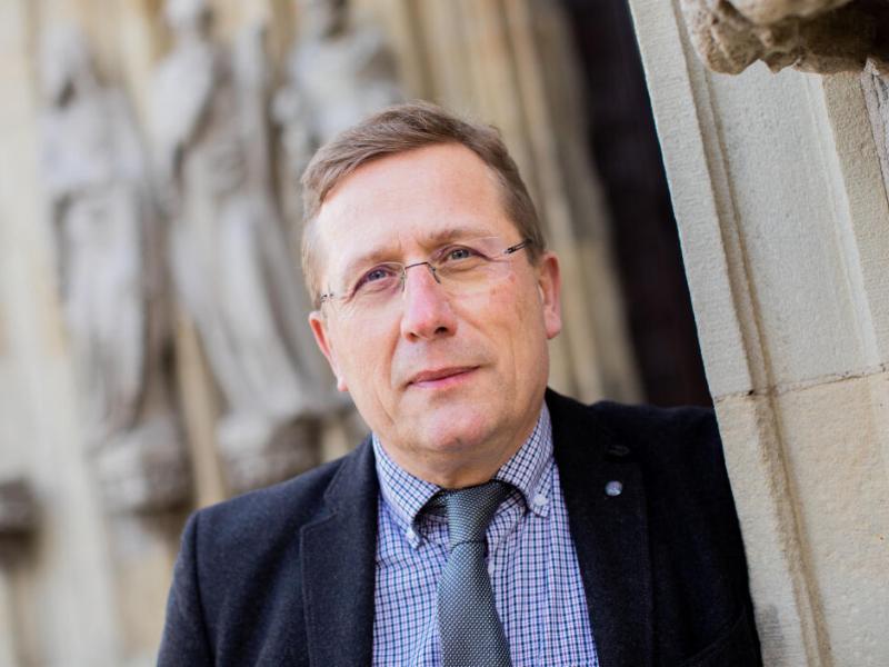 Prof. Dr. Thomas Schüller