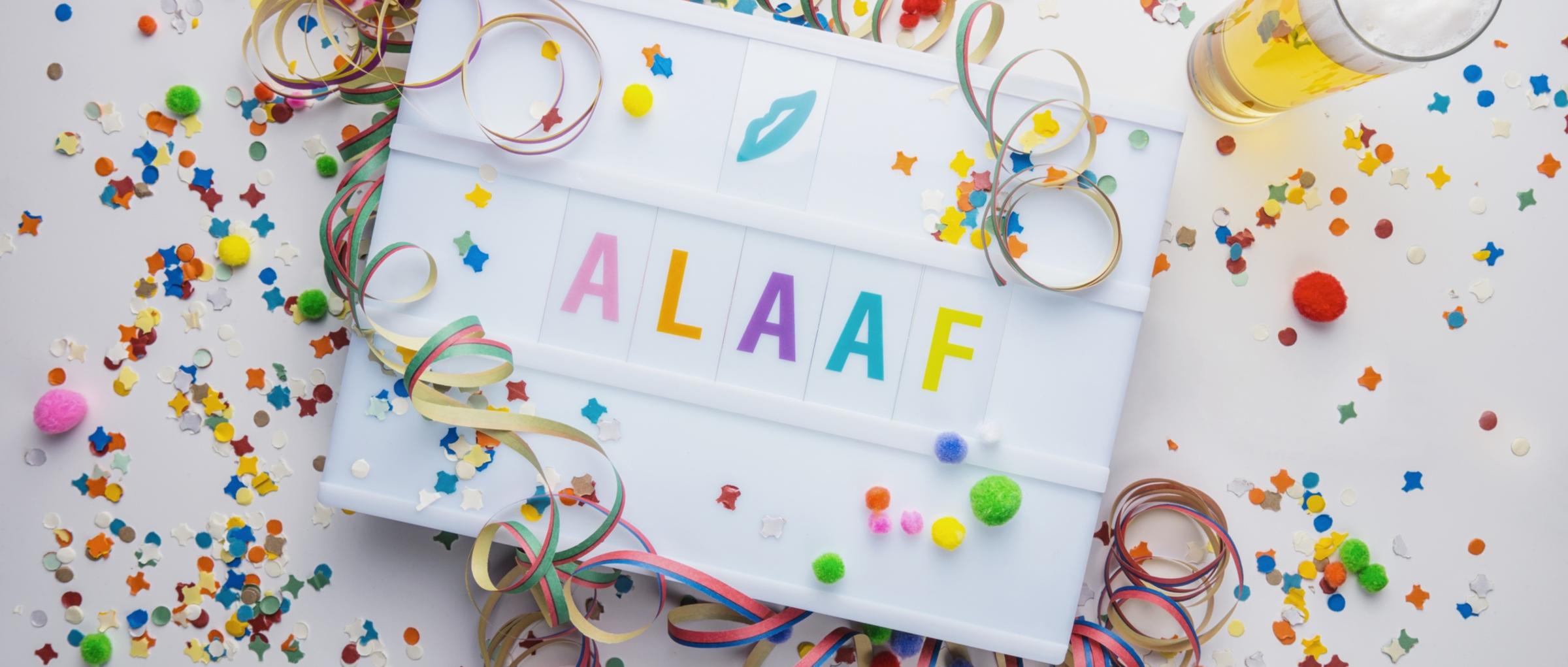 shutterstock_755594590_r.classen_Lichtlampe_Alaaf_Karnevaldeko_Kölsch_frei