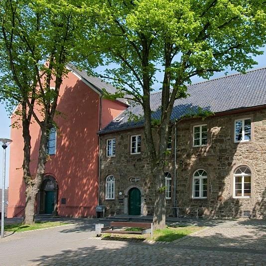 Herzlich willkommen im Haus der Familie, der Katholischen Familienbildungsstätte Wipperfürth